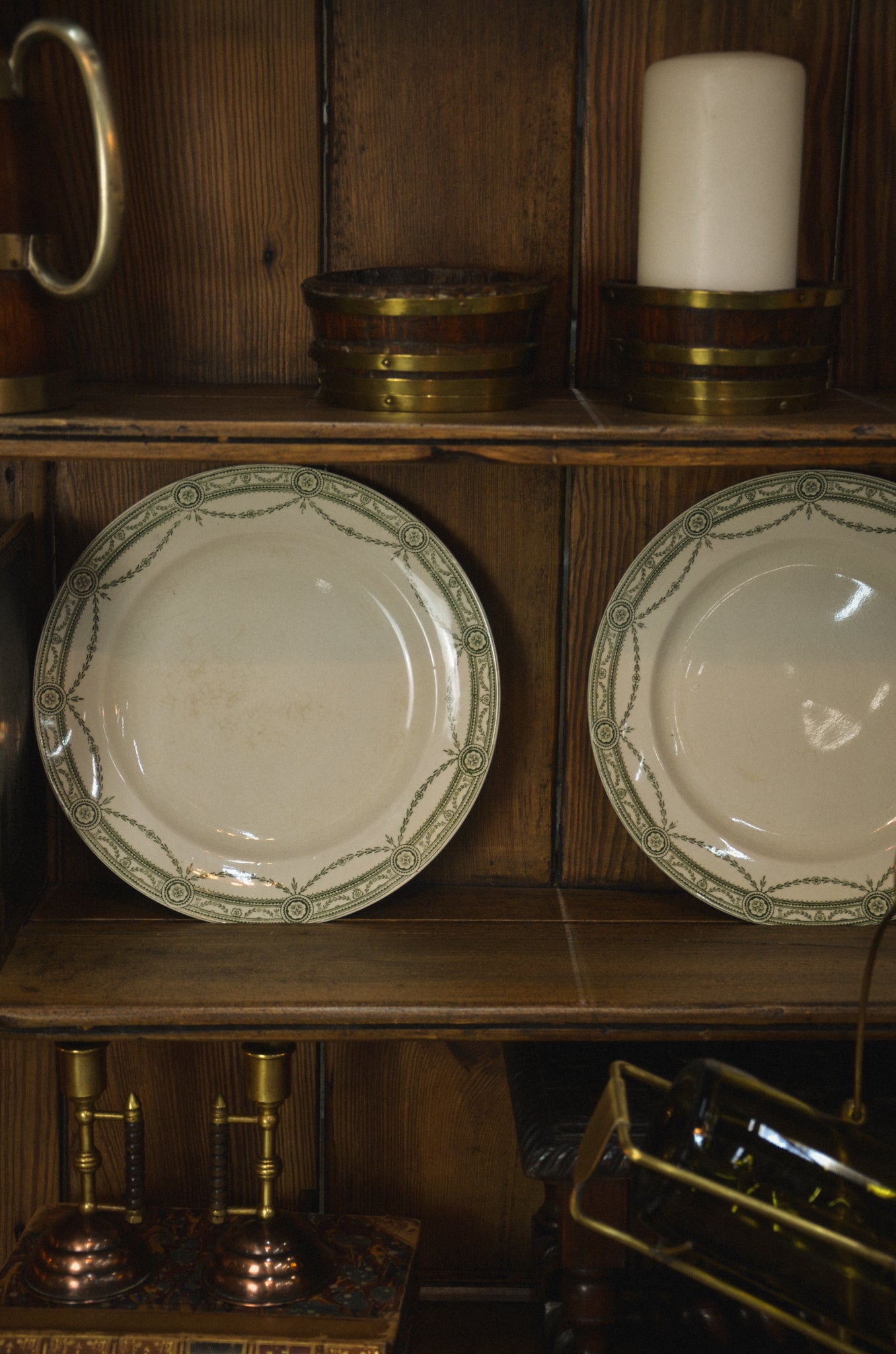 Set of 5 English Green Transferware Plates