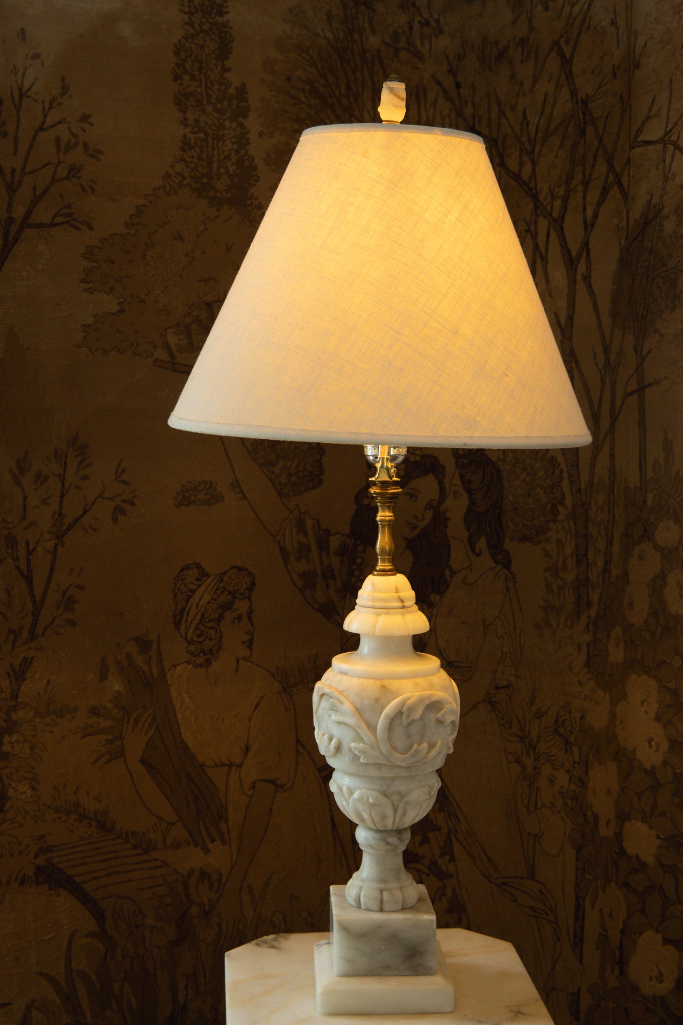 Italian Alabaster Lamp