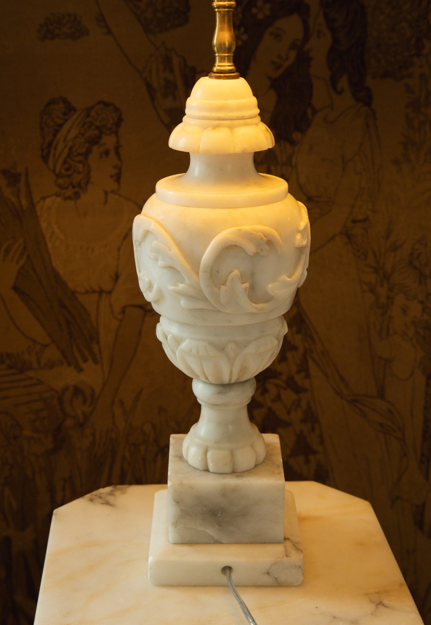 Italian Alabaster Lamp