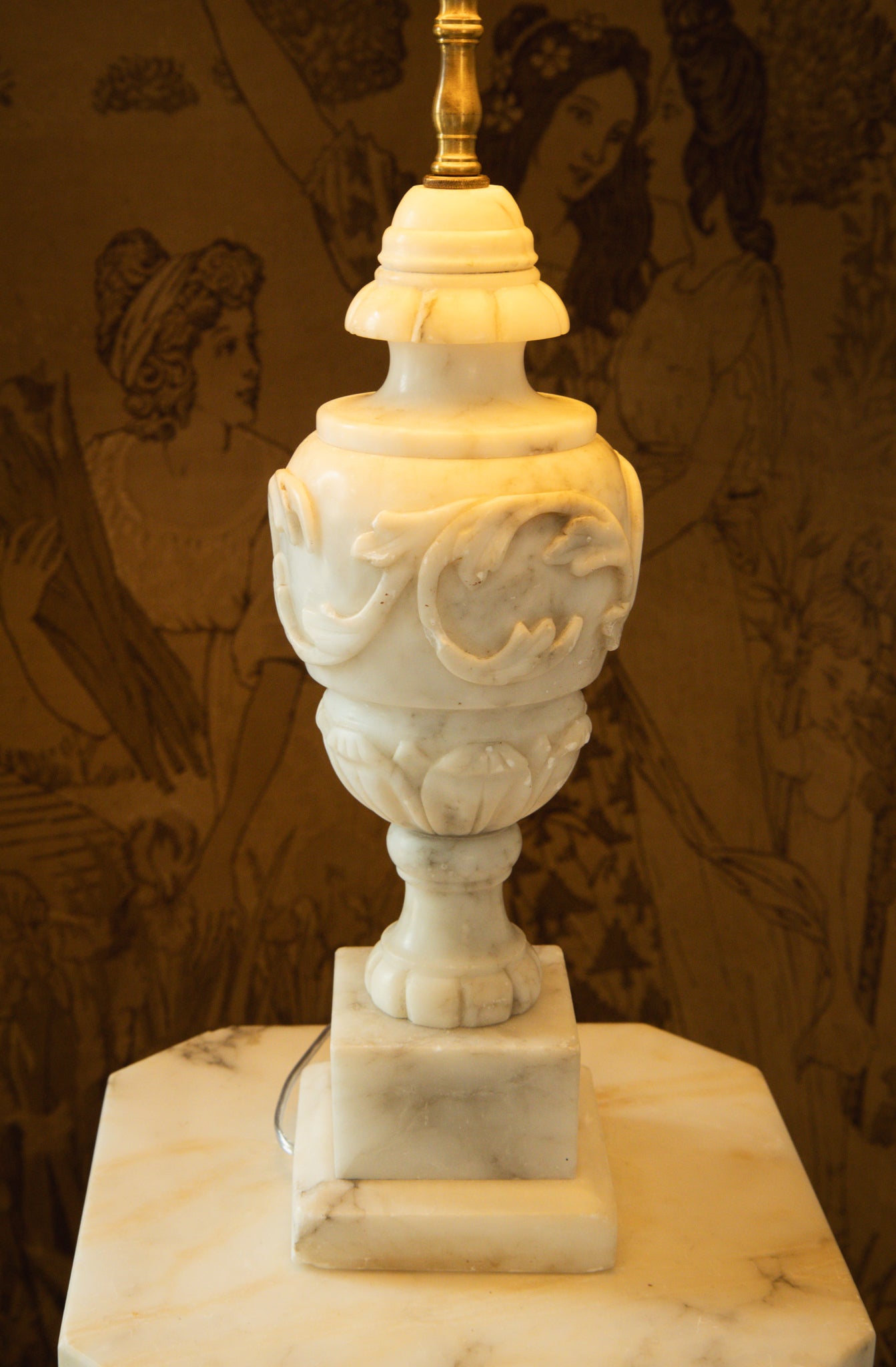 Italian Alabaster Lamp