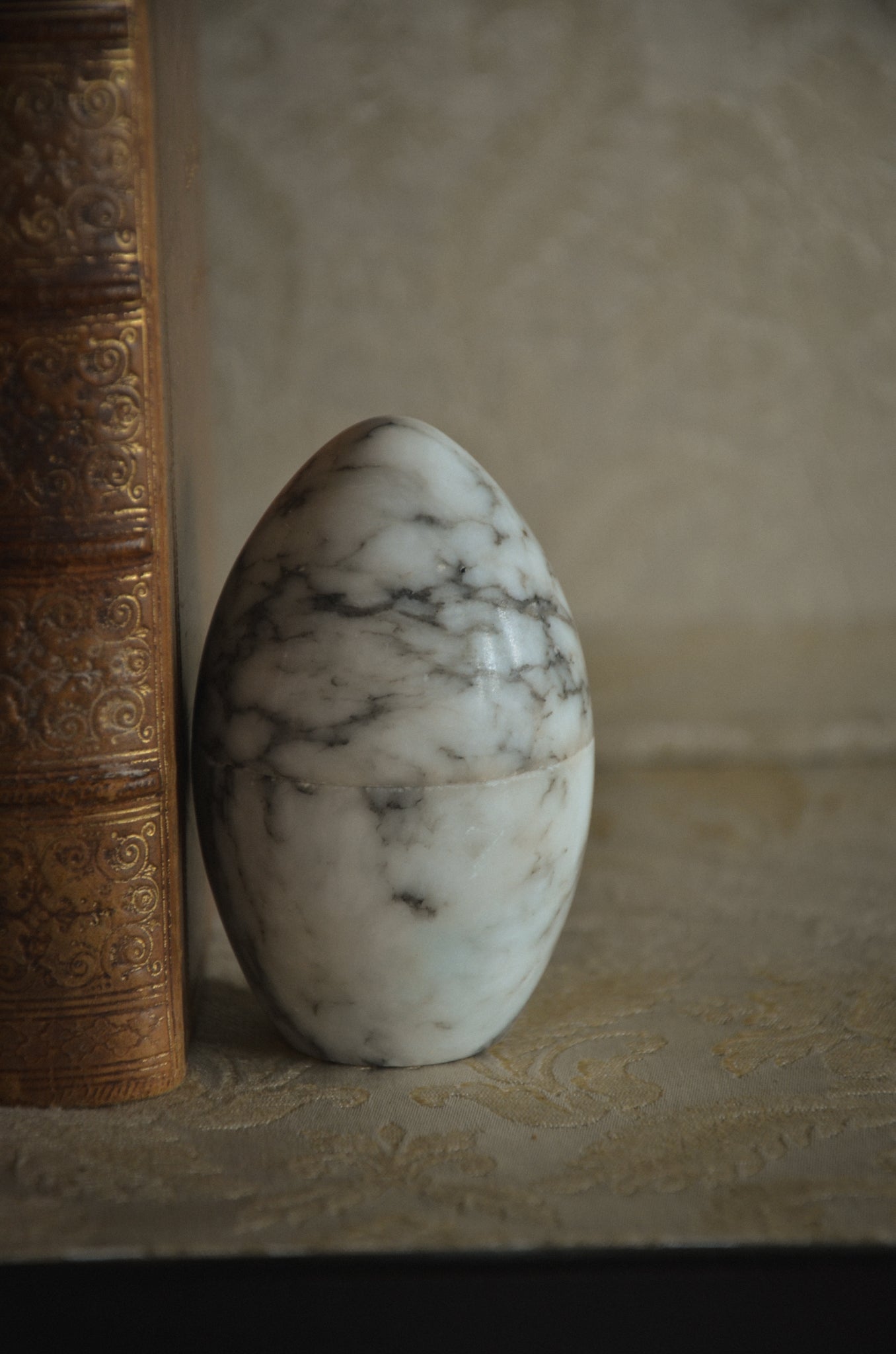 Vintage Lidded Alabaster Egg