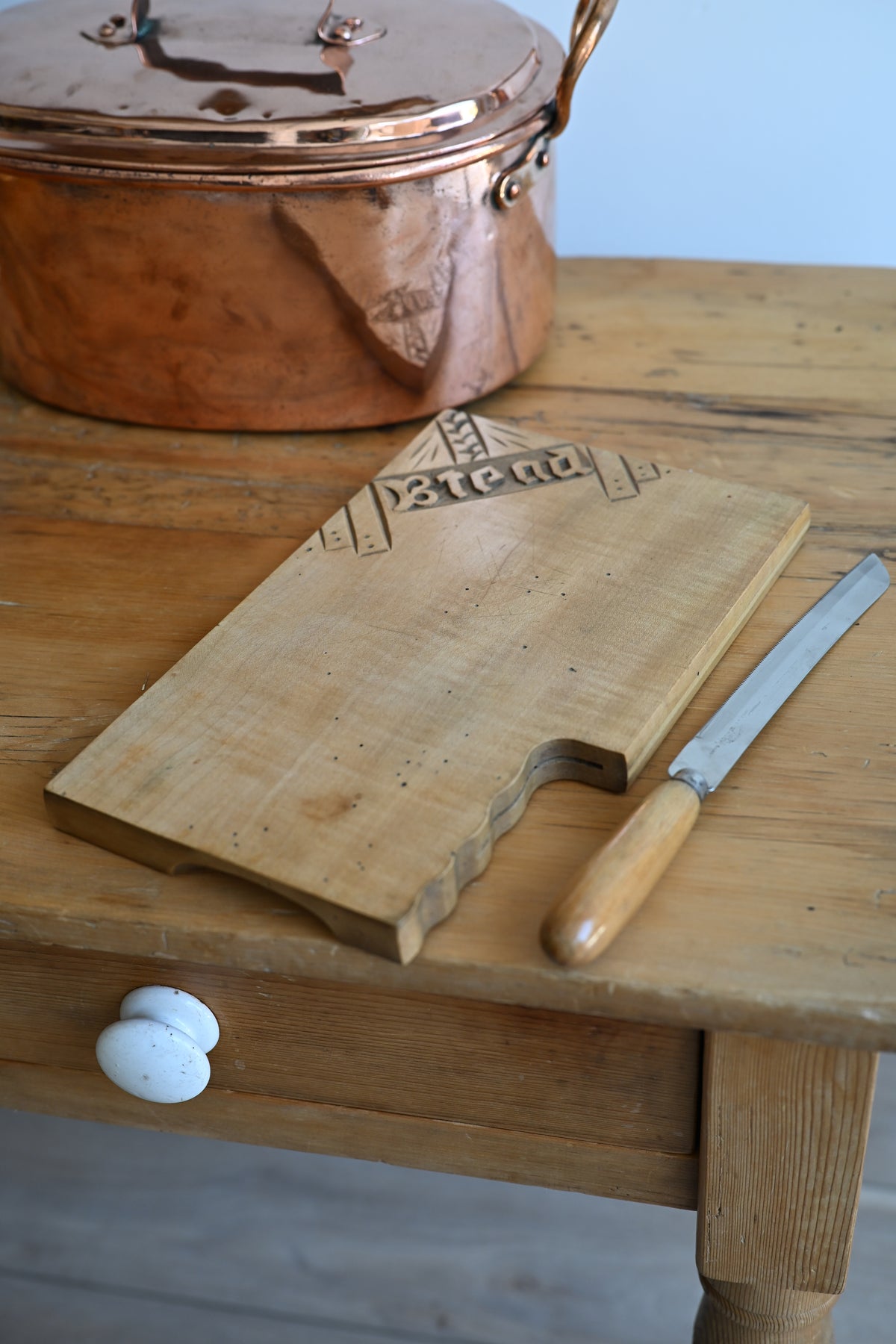 English Bread Knife and Board